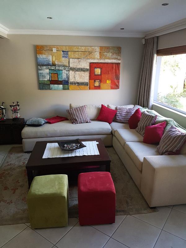 To Let 4 Bedroom Property for Rent in Hout Bay Western Cape